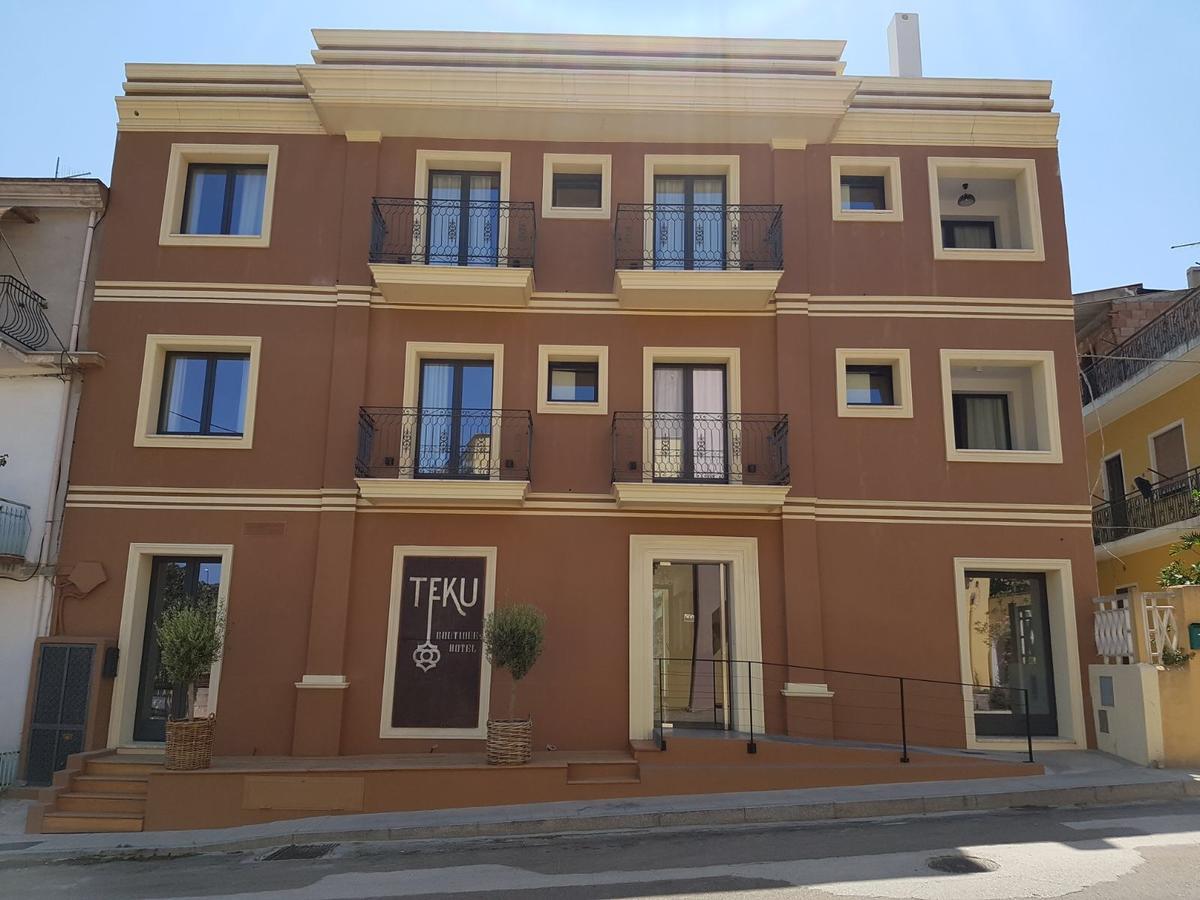 Teku Sardinia Boutique Hotel Бари Сардо Екстериор снимка